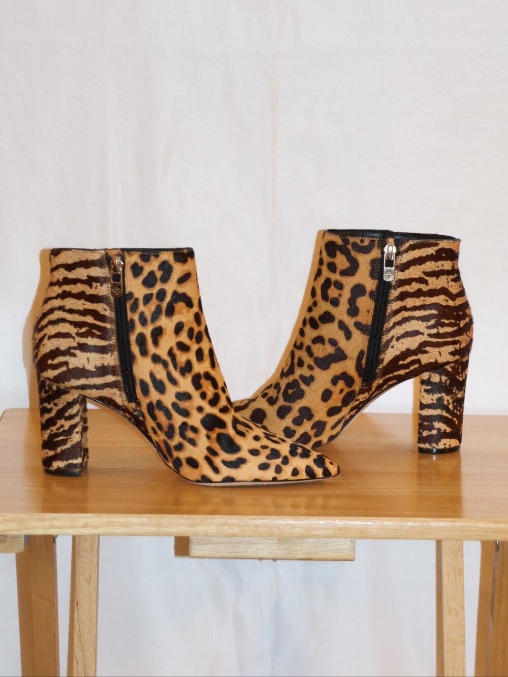 ANTONIO MELANI Shahn Leopard & Tiger Print Calf Hair Ankle Boots. 7M - Picture 16 of 16